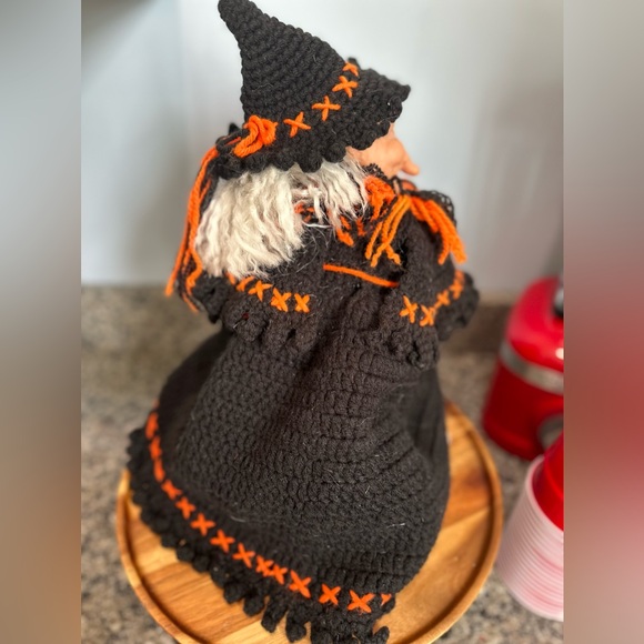 Vintage 1994 Tilda Witch Old Lady Crochet Orange Black Halloween - Picture 7 of 16